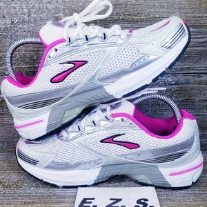 Brooks Switch 2 Metallic Silver White Pink Women Size 9